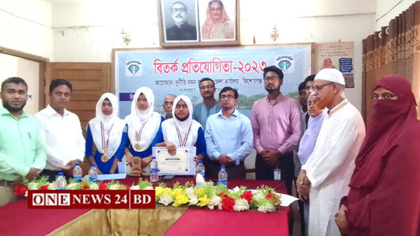 হোসেনপুরে দুর্নীতিবিরোধী বিতর্ক প্রতিযোগিতা অনুষ্ঠিত