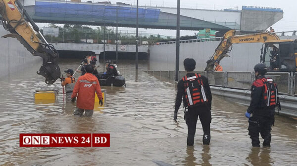 দক্ষিণ কোরিয়ায় বন্যা ও ভূমিধসে নিহতের সংখ্যা বেড়ে ৩৯