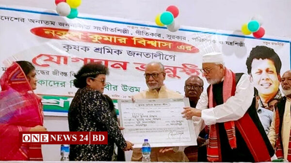 রাজনীতিতে যোগ দিলেন নকুল কুমার বিশ্বাস