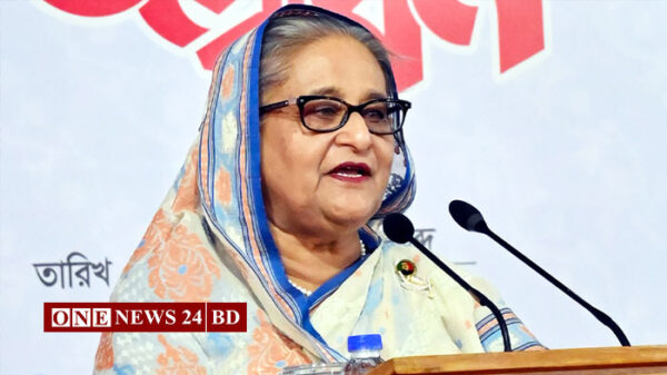 প্রধানমন্ত্রী হিসেবে নয়, একজন মা হিসেবে বলছি যুদ্ধ বন্ধ করুন