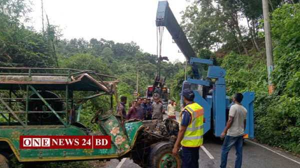 শান্তি পরিবহন-চাঁদের গাড়ির সংঘর্ষে নিহত এক