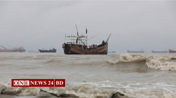রাতেই আঘাত হানতে পারে ঘূর্ণিঝড় ‘হামুন’