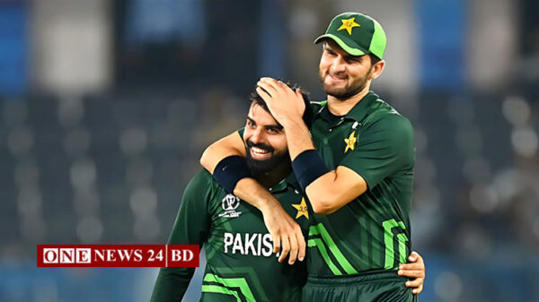 পাকিস্তানকে ভয় দেখিয়ে বড় হার ডাচদের
