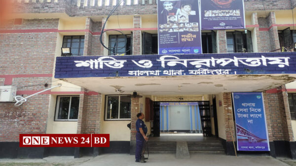 মাদরাসা ছাত্রীকে কুপ্রস্তাব, অবরুদ্ধ সুপার!