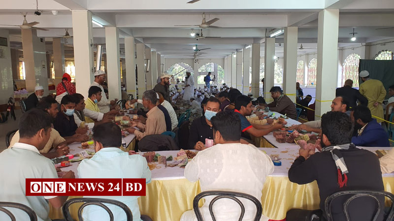 পাগলা মসজিদের দানবাক্সে রেকর্ড ৬ কোটি ৩২ লাখ ৫১ হাজার ৪২৩ টাকা