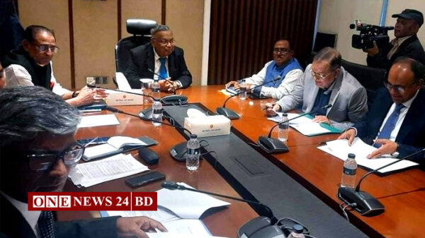 ‘পণ্যের ঘাটতি নেই, রমজানে দাম বাড়ালেই কঠোর ব্যবস্থা’
