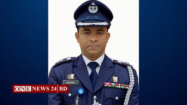 রাজশাহী রেঞ্জে শ্রেষ্ঠ পুলিশ সুপার নওগাঁর রাশিদুল হক