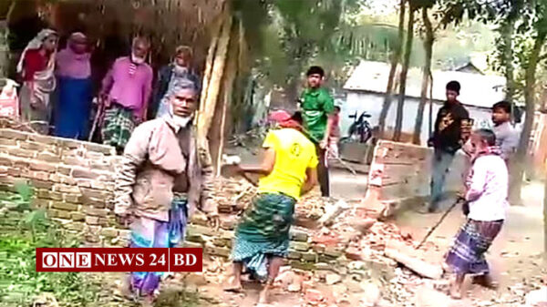 পাকুন্দিয়ায় সীমানা প্রাচীর ভাঙার ঘটনায় দ্রুত বিচার আইনে মামলা
