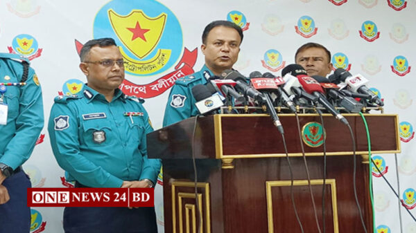 চুমুকের দুই মালিকসহ আটক ৩, মামলার প্রস্তুতি
