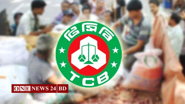 ‘মধ্যবিত্তের জন্য হচ্ছে টিসিবির স্থায়ী দোকান’
