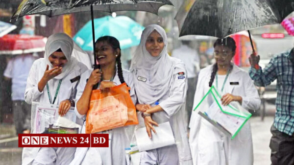 এইচএসসির দ্বিতীয় দিনেও বৃষ্টির শঙ্কা, পরীক্ষার্থীদের জন্য যে নির্দেশনা