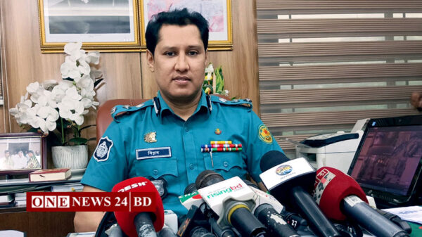 পুলিশ গ্রেপ্তার বাণিজ্য করলে সর্বোচ্চ ব্যবস্থা