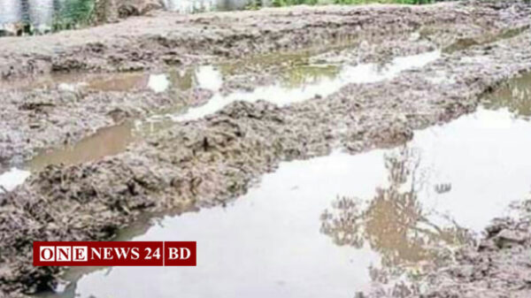 হোসেনপুরে কাঁচারাস্তা পাকা না হওয়ায় দুর্ভোগে কয়েক গ্রামের হাজারো মানুষ