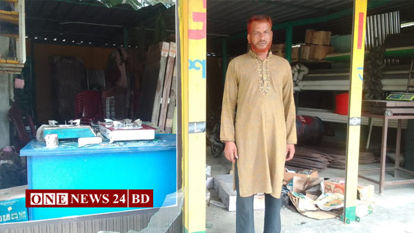 হোসেনপুরে পূর্ব শত্রুতার জেরে বাড়িঘর-দোকানে হামলা,ভাংচুর ও অগ্নিসংযোগ; নগদ টাকা লুটপাটের অভিযোগ