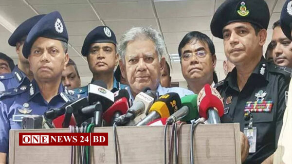 চাটুকারিতা করলে মিডিয়া বন্ধ করে দেওয়া হবে : স্বরাষ্ট্র উপদেষ্টা