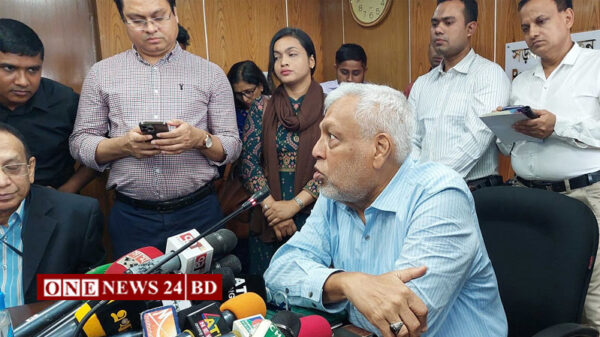৭ দিনের মধ্যে চালু হবে মেট্রোরেল: সড়ক ও সেতু উপদেষ্টা