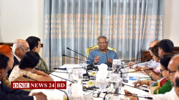 এ মুহূর্তে বন্যা মোকাবিলা সর্বোচ্চ অগ্রাধিকার: প্রধান উপদেষ্টা