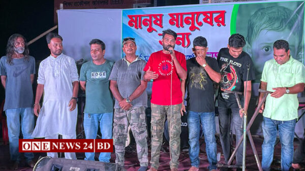 নওগাঁয় বানভাসি মানুষের জন্য উন্মুক্ত কনসার্ট