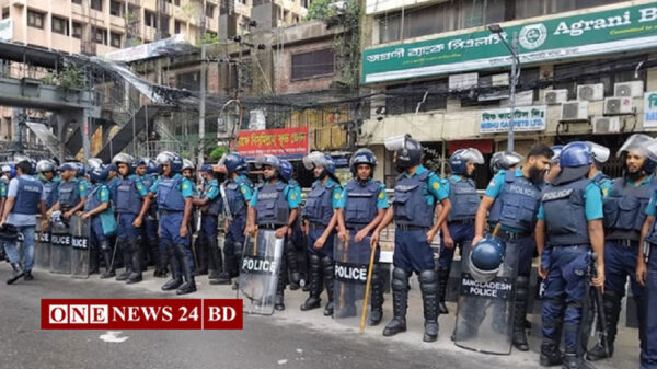 শিক্ষার্থীদের বিক্ষোভ কর্মসূচি, রাজধানীতে সতর্ক অবস্থানে পুলিশ
