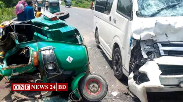 মাইক্রোবাস-অটোরিকশার মুখোমুখি সংঘর্ষে নিহত ৫