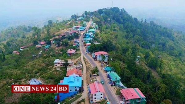 সাজেকে আটকা ৮ শতাধিক পর্যটক