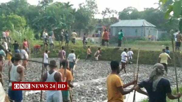 ব্রাহ্মণবাড়িয়ায় ১০ টাকা চাওয়া নিয়ে দু’পক্ষের সংঘর্ষ, আহত ৩০