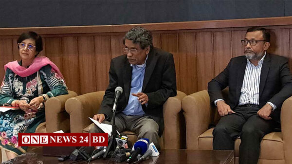 সংবিধান সংস্কারে জনগণের মতামত নেবে কমিশন: আলী রীয়াজ