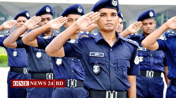 ‘কেমন পুলিশ চাই’ জানতে চেয়ে বিজ্ঞপ্তি