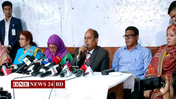 দেড়শ শিক্ষার্থী আহত, সিটি কলেজ সরিয়ে নেয়ার দাবি