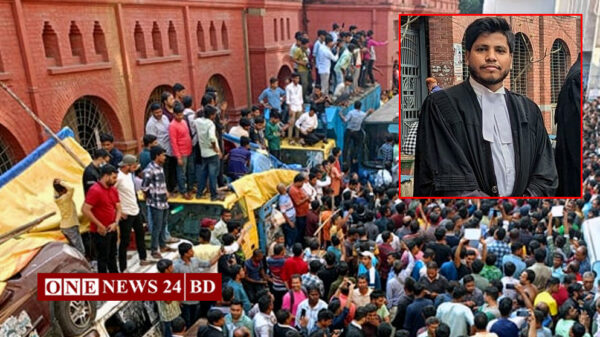 চট্টগ্রাম আদালতে হামলা-ভাঙচুর, রাষ্ট্রপক্ষের আইনজীবী নিহত