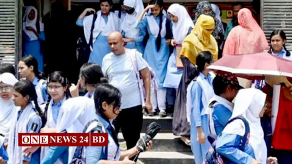 স্কুলে ভর্তি ৩০ ডিসেম্বরের মধ্যে শেষ করার নির্দেশ