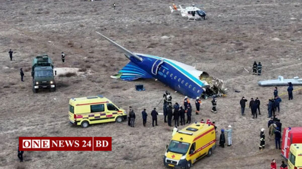 কাজাখস্তানে ৭২ আরোহী নিয়ে আজারবাইজানের উড়োজাহাজ বিধ্বস্ত