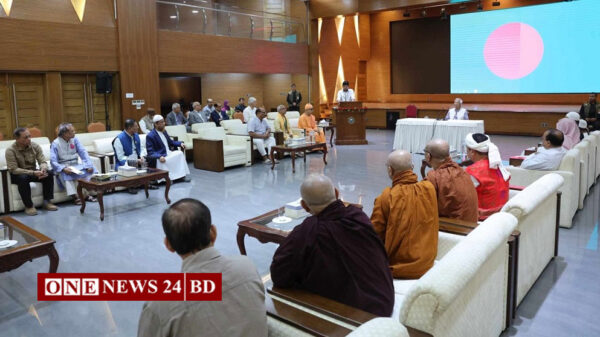 মতপার্থক্য থাকলেও আমরা পরস্পরের শত্রু নই: প্রধান উপদেষ্টা