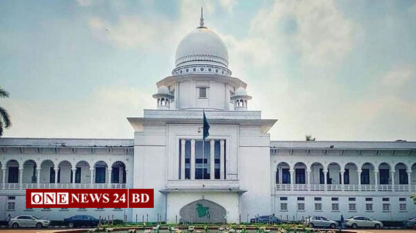 ১৫ আগস্টকে ছুটি ঘোষণার রায় স্থগিত