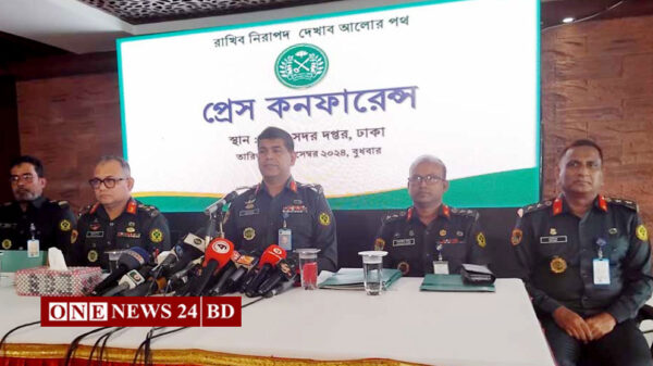 কারাগার থেকে জঙ্গিসহ এখনো পলাতক ৭০০: কারা মহাপরিদর্শক