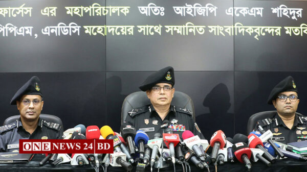 র‌্যাবের গুম-খুন, আয়নাঘরের কথা স্বীকার করলেন মহাপরিচালক, চাইলেন ক্ষমা