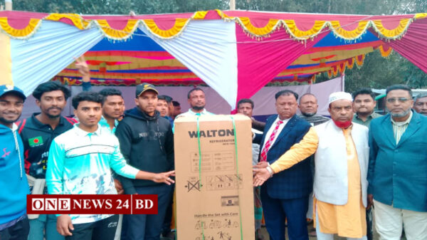 হোসেনপুরে মিনি ক্রিকেট টুর্নামেন্টের ২৪/২৫ ফাইনাল খেলা অনুষ্ঠিত।