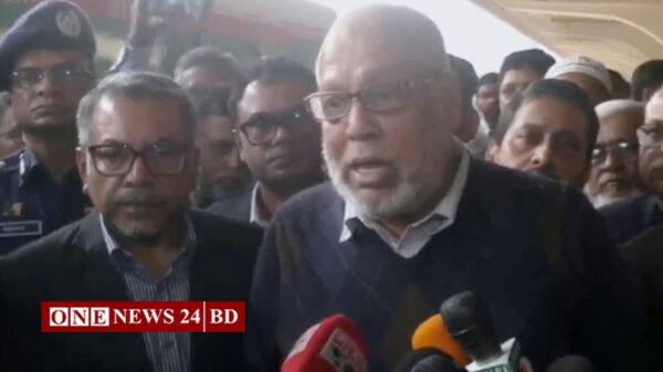 রেলের রানিং স্টাফদের দাবি পূরণে আলোচনা চলছে, সমাধান হবে: উপদেষ্টা