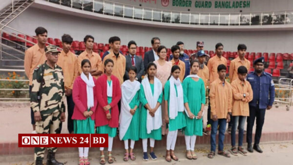 ভারতে পাচার হওয়া ১৬ কিশোর-কিশোরীকে বেনাপোল দিয়ে হস্তান্তর