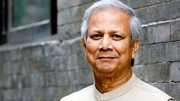 দেশে ফিরলেন প্রধান উপদেষ্টা