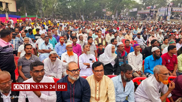 আমার সাথে যারা রাজনীতি করতে এসেছেন তারাও নিরাপদ, যারা আসেন নাই তারাও নিরাপদ। - শহিদুল ইসলাম বাবুল
