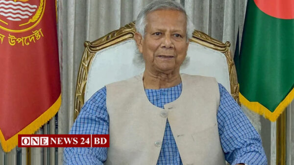 আজ সন্ধ্যায় জরুরি সভা ডেকেছেন প্রধান উপদেষ্টা