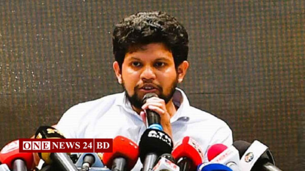‘এস্টাবলিশমেন্টে ছাত্রদের ন্যায্য হিস্যা’ নিশ্চিত করার কথা বললেন উপদেষ্টা মাহফুজ