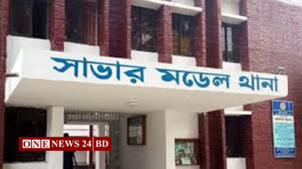 'আমার বাবাকে হত্যা করেছি, আমাকে ধরেন'