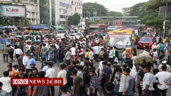 পৌনে দুই ঘণ্টা পর শাহবাগ ছাড়ল ছাত্রদল, যান চলাচল স্বাভাবিক