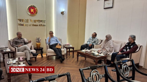 সাম্য হত্যার তদন্ত ডিবির কাছে হস্তান্তরের আশ্বাস স্বরাষ্ট্র উপদেষ্টার