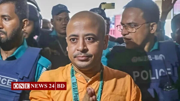 আরও ৪ মামলায় চিন্ময় দাসকে গ্রেপ্তার দেখানোর নির্দেশ