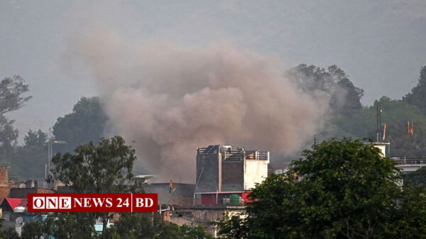 ভারতে পাকিস্তানের পাল্টা হামলা, শিশুসহ নিহত ১০