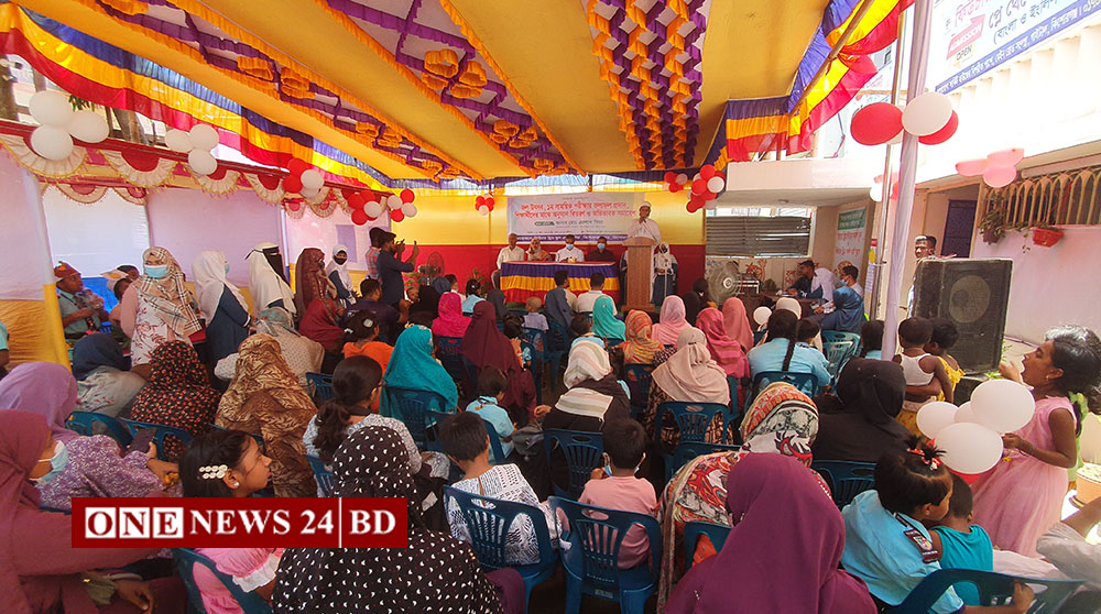 কিশোরগঞ্জে ফিউচার ড্রিম স্কুল অ্যান্ড কলেজে ফল উৎসব
