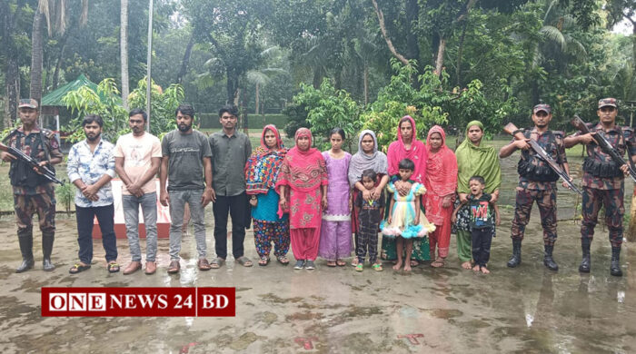 নওগাঁ সীমান্ত দিয়ে ১৮ বাংলাদেশিকে পুশইন 